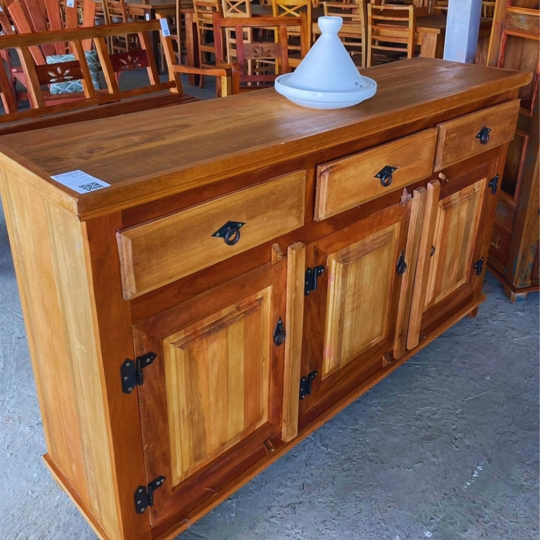 Buffet de Madeira 3 Portas Natural 1,50m em Ângulo Detalhes e Ferragens - Villa Barroco
